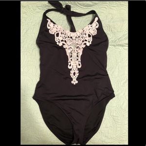 Women’s One Piece Swimsuit Kenneth Cole